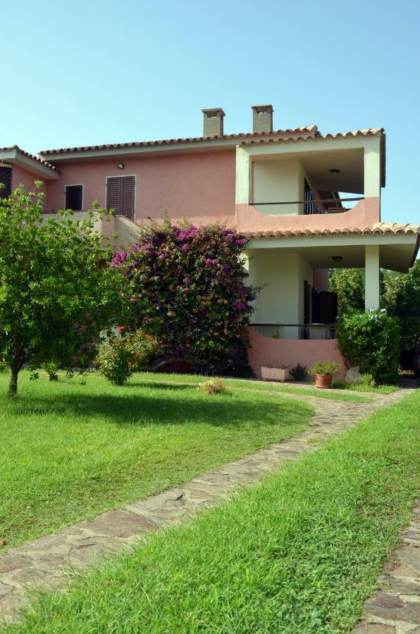 Casa Smeralda Cannigione Exterior photo
